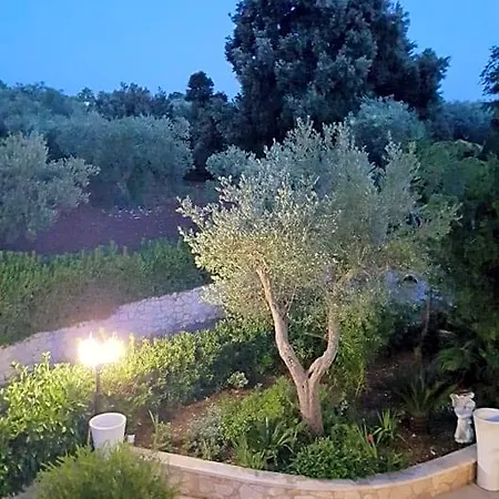 La Mansarda לינה וארוחת בוקר 3*