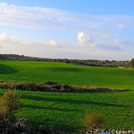 לינה וארוחת בוקר La Mansarda מונופולי